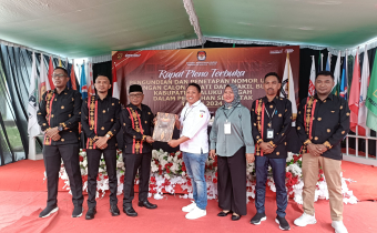 Penyerahan Berita Acara 